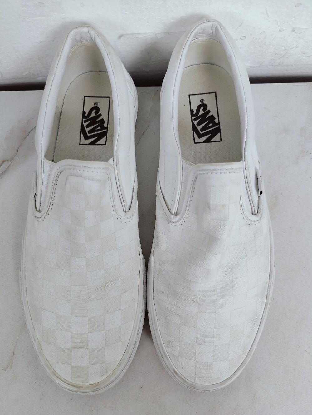 Vans Classic Checkerboard Slip On Sneakers, White, Sz 9(M) 10.5(W)